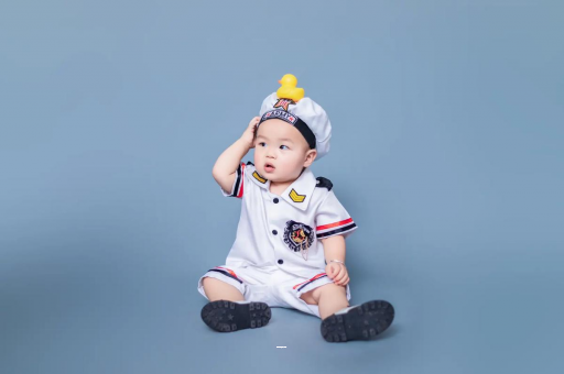 莱州宝宝老摇头怎么回事